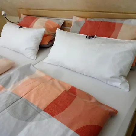 Schneemann Apartment *